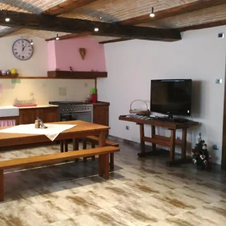 A Due Passi Da... 公寓 奥斯塔